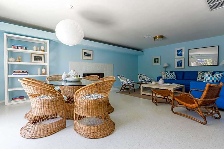 Holiday House Palm Springs