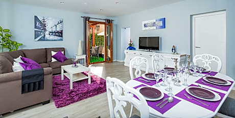 Mafloras Luxury Beach Apartment