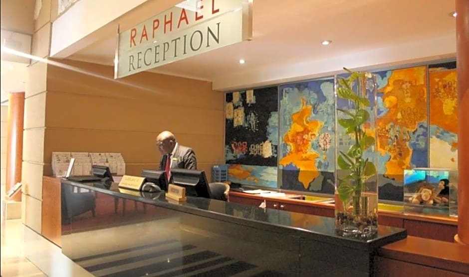 luxury apartments in Raphael Penthouse suite