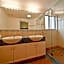Sea Star Apartments