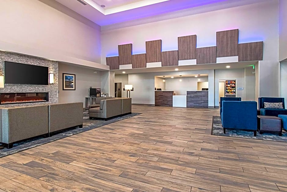 Comfort Suites Grove City - Columbus South