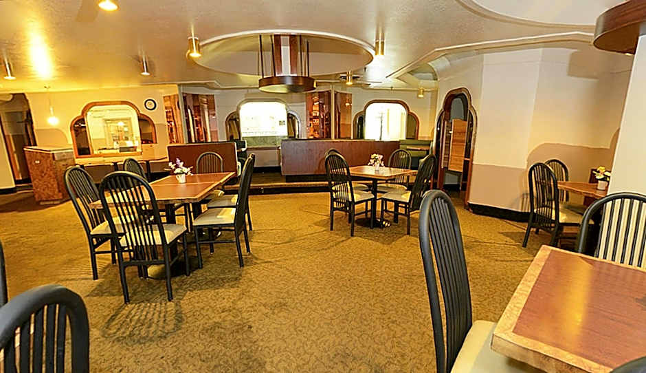 Howard Johnson by Wyndham Benton Harbor