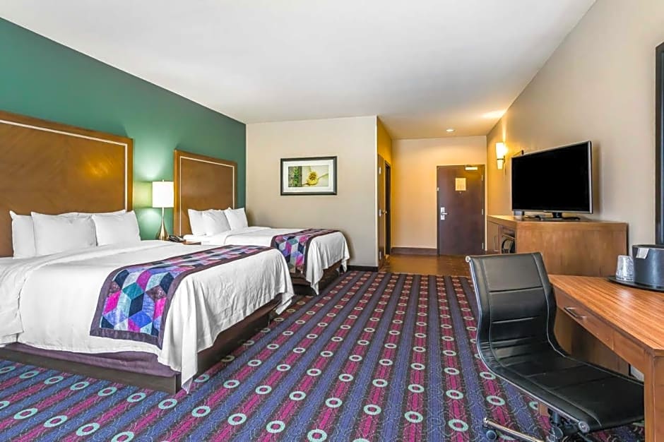 Comfort Inn & Suites - Newcastle
