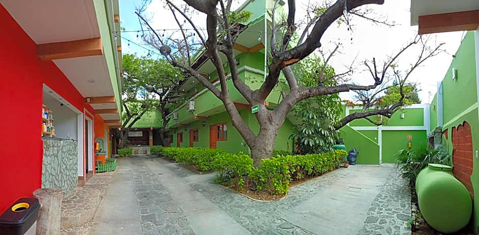Los Ciruelos Oaxaca