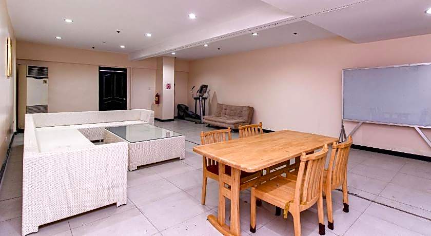Main Hotel and Suites Cebu