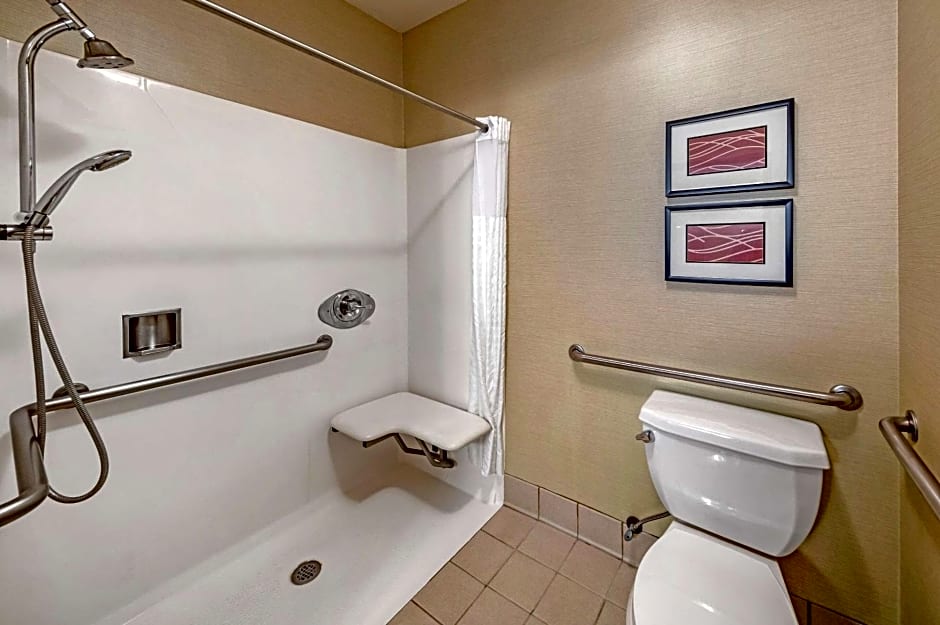 THE ATRIUM HOTEL - SFO AIRPORT FREE! - Shuttle Bus - Parking - WIFI