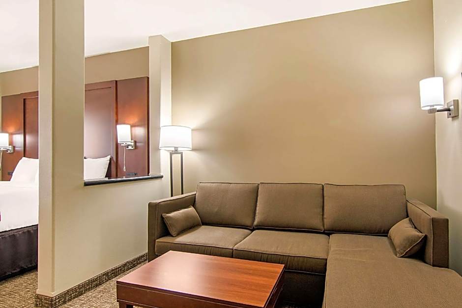 Comfort Inn & Suites Independence