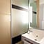 B&B HOTEL Paris Porte des Lilas