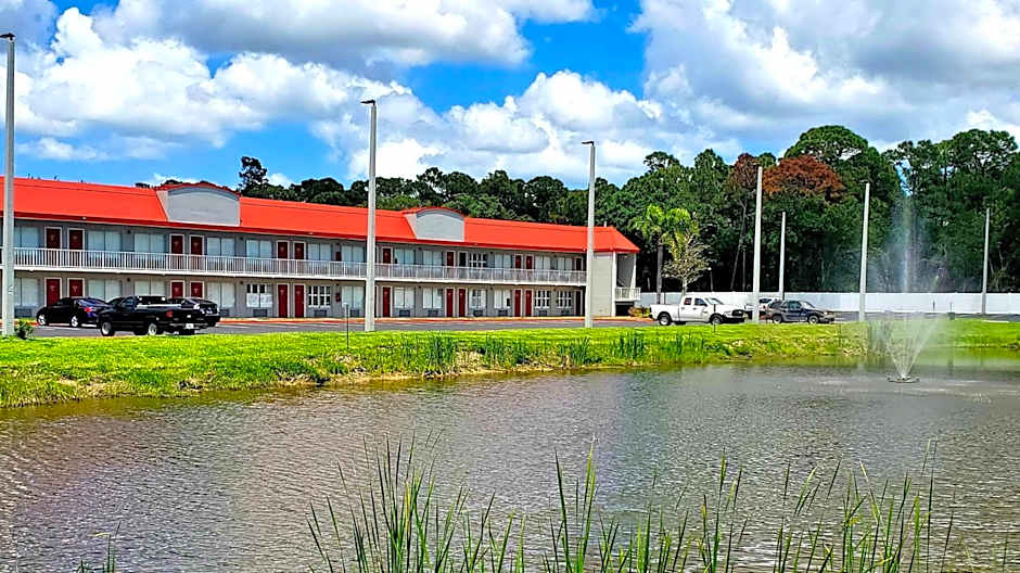 Vero Beach Inn & Suites