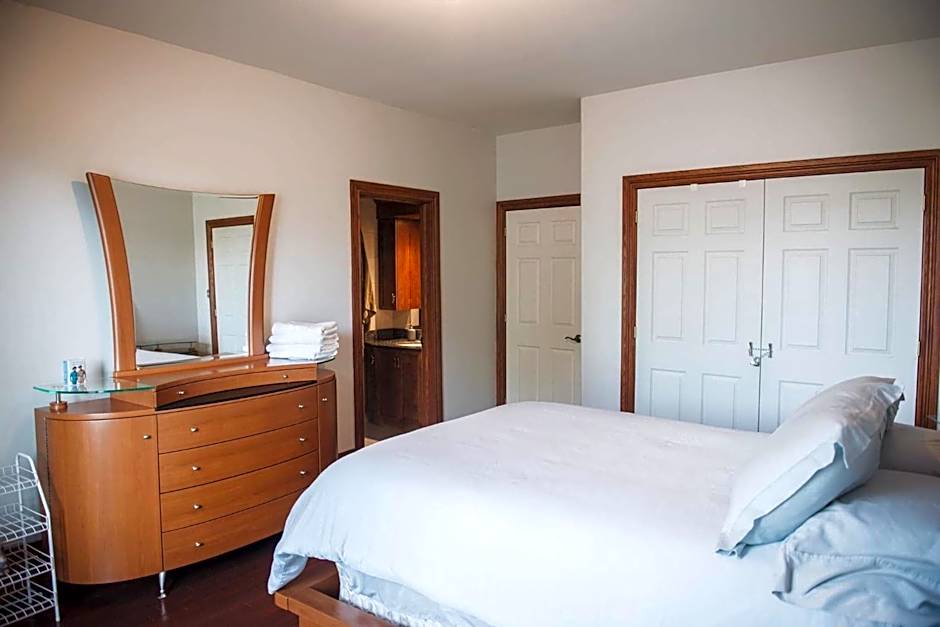 JstLikeHome - Luxury Mansion & Guesthouse