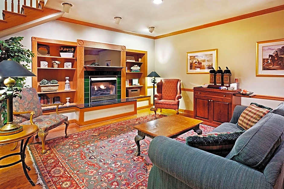Country Inn & Suites by Radisson, York, PA