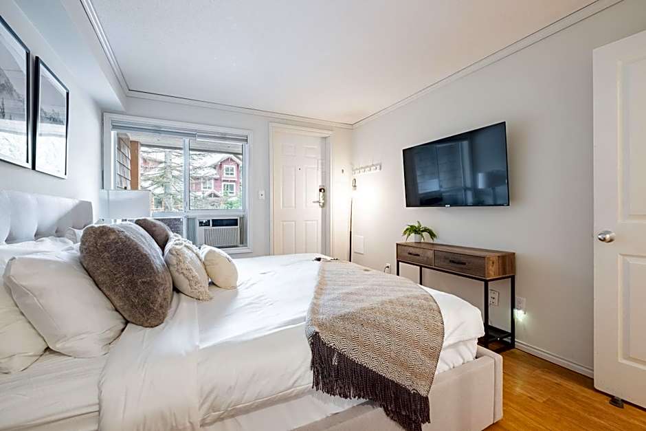 Glacier's Reach by Outpost Whistler