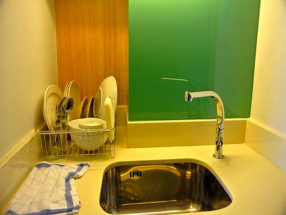 Himawari Guesthouse at Kanyarat