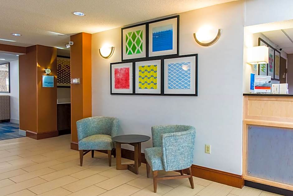Holiday Inn Express Hotel And Suites Kinston By IHG