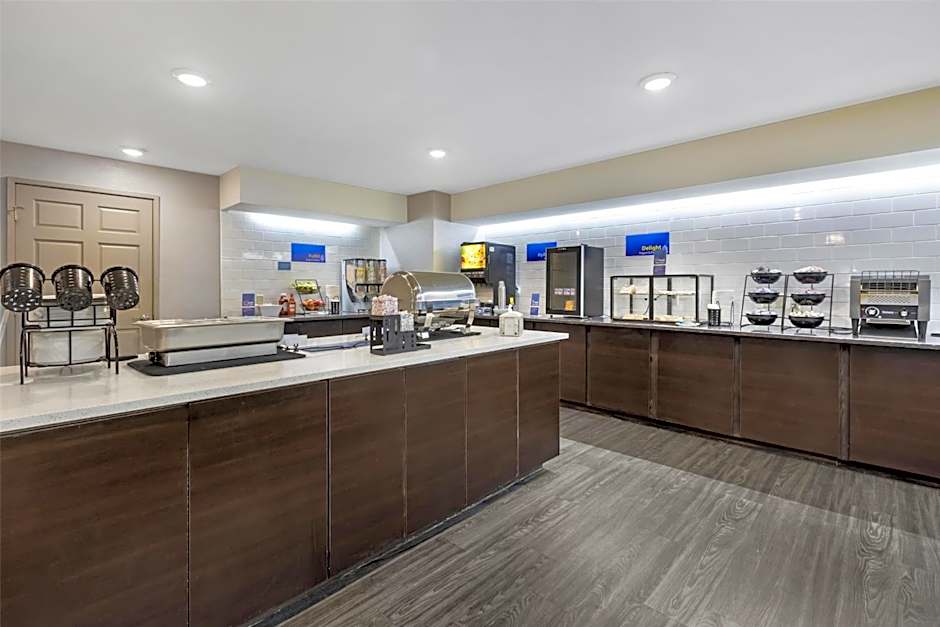 Best Western Cooperstown Inn & Suites