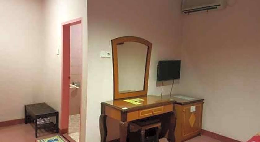Hotel Parewisata
