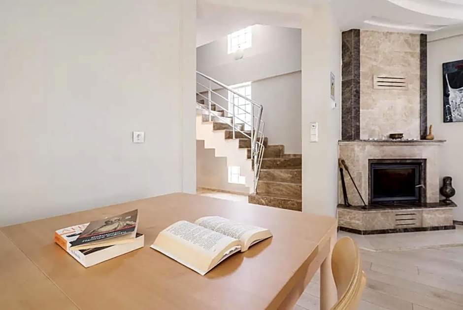 Comfortable villa with garden in “Urla İskele”