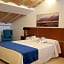 HOTEL ISLA PLANA