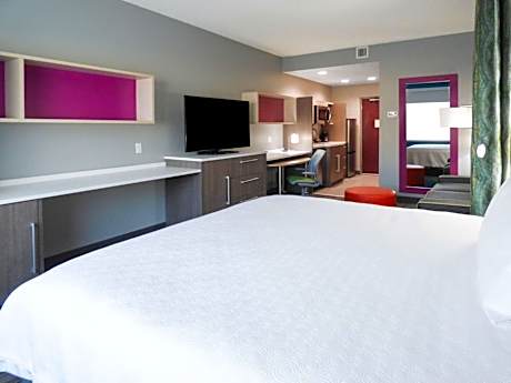 King Studio Suite - Hearing Access/Non-Smoking