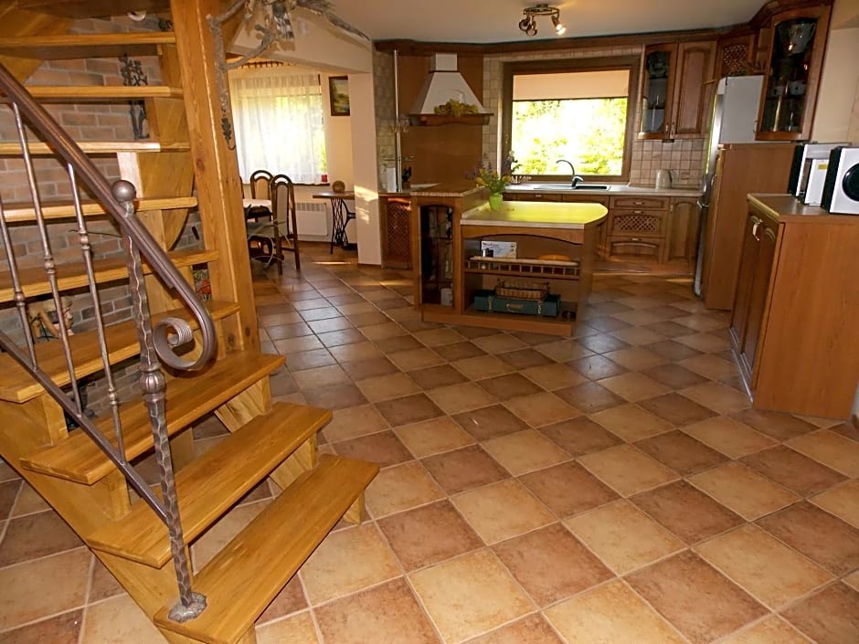 Domek pod Lasem na Mazurach