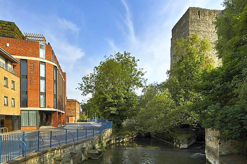 Courtyard by Marriott Oxford City Centre