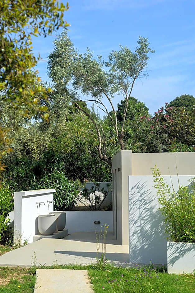 Skiathos Holidays Suites & Villas