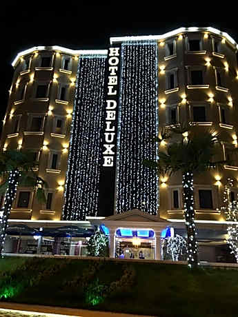 Hotel Deluxe