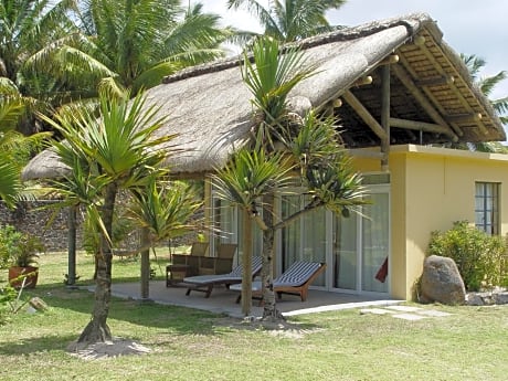 One-Bedroom Bungalow