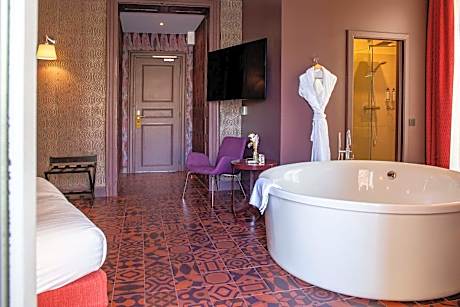 Deluxe Room with Terrace and Comedie Square View