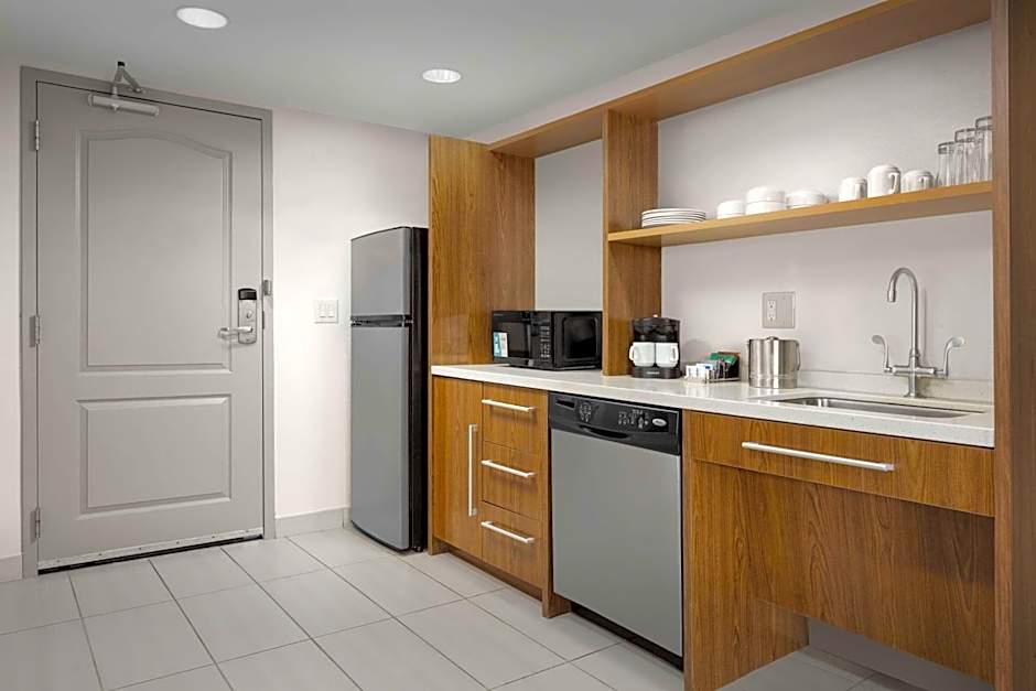 Home2 Suites by Hilton Jacksonville, NC