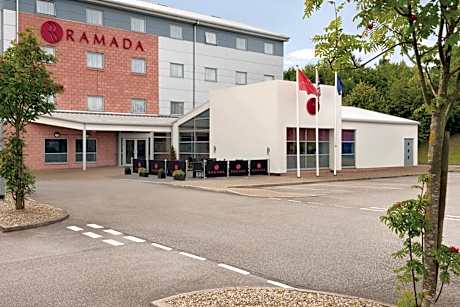 Ramada Wakefield