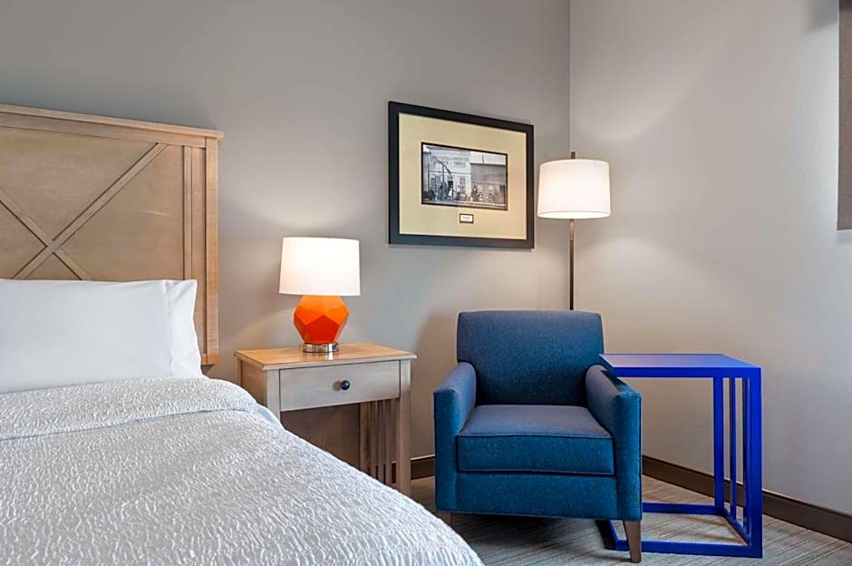 Hampton Inn By Hilton And Suites Dodge City