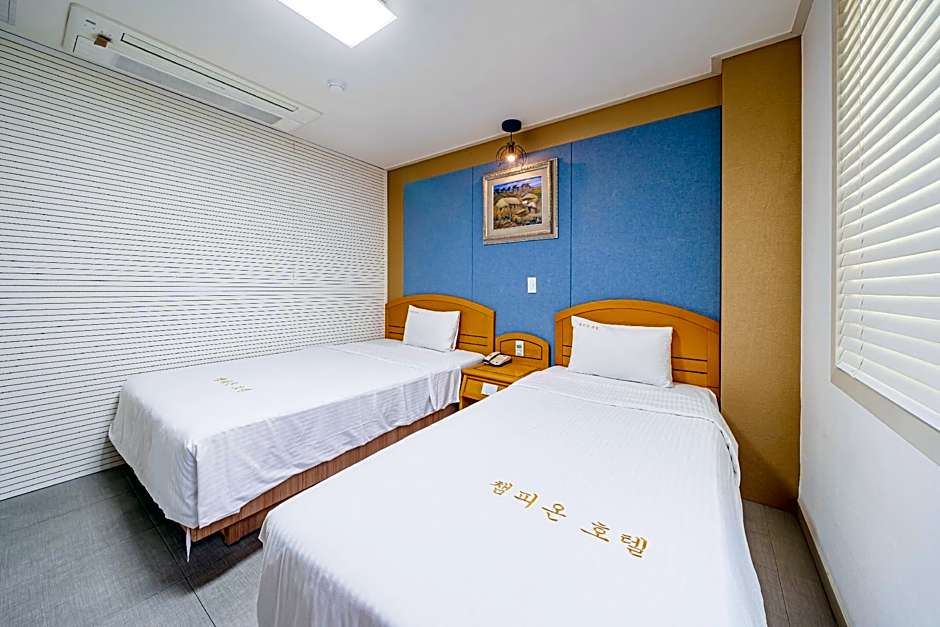 Champion Hotel
