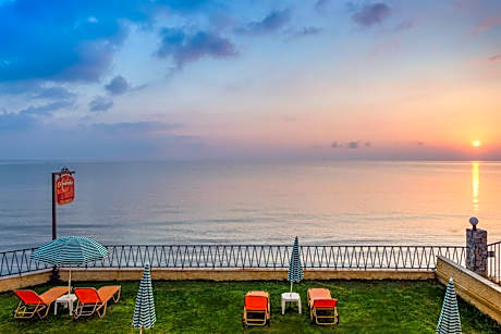 Andreolas Luxury Suites