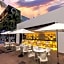 Oh! The Urban Oasis - Adults only