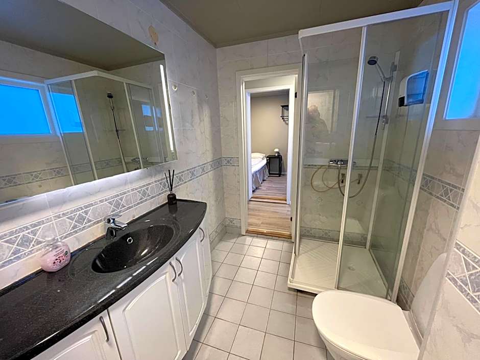 Enter Backpack Apartments