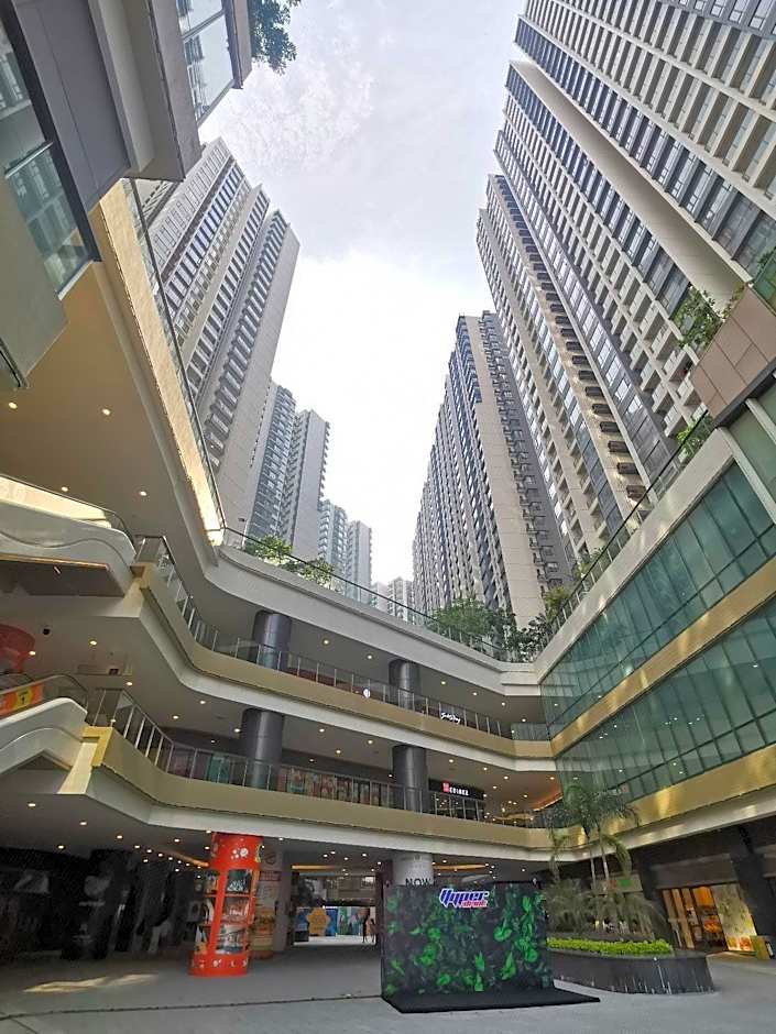 R&F Princess Cove CIQ Premium Sea View Suites by NEO