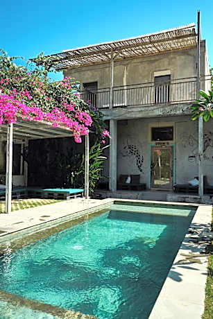 LoTide Surf Camps Lombok