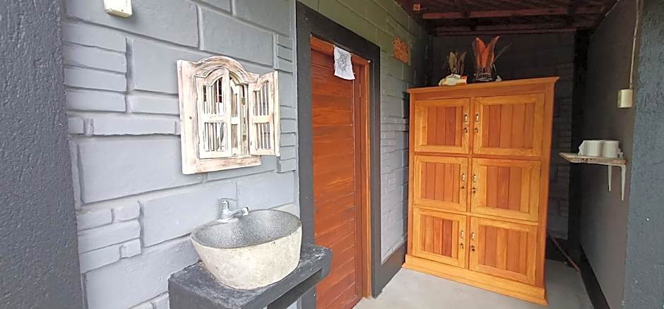 Black Lava Hostel and Lodge