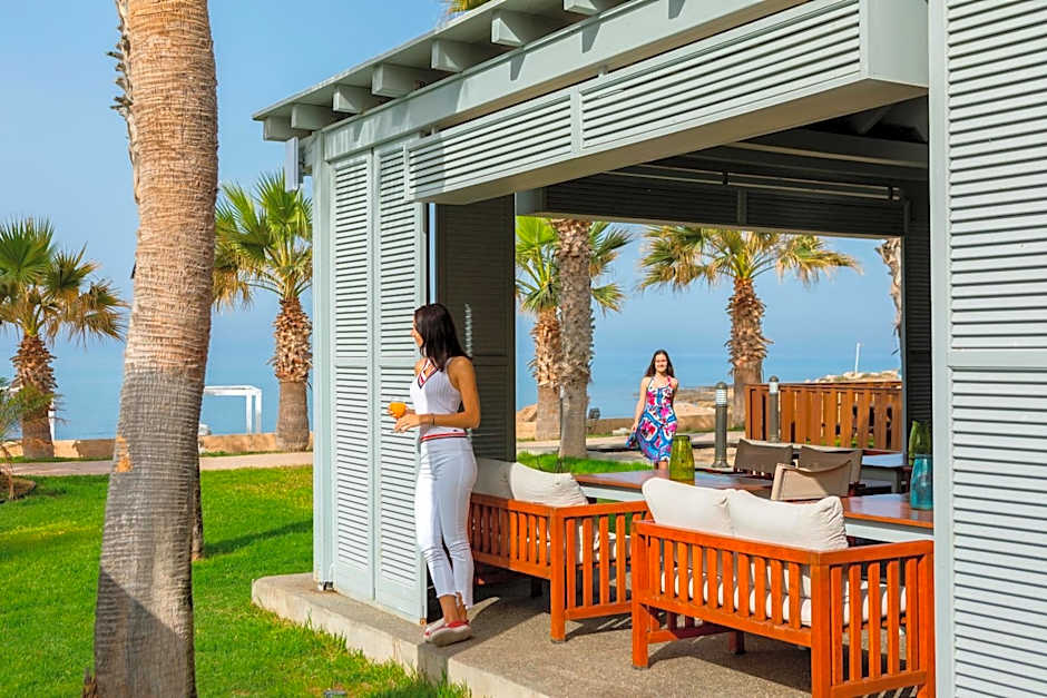 Aquamare Beach Hotel & Spa