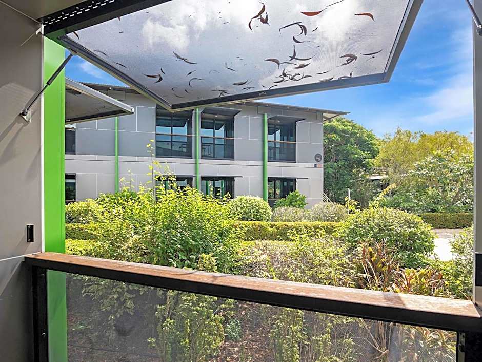 Ibis Darwin Airport Hotel