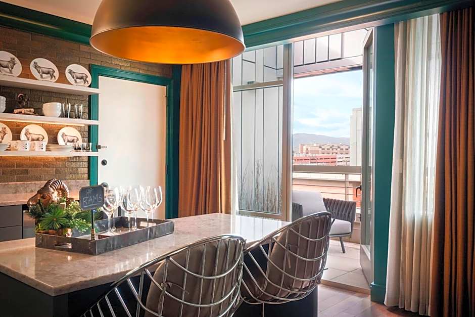 The Elizabeth Hotel, Autograph Collection by Marriott