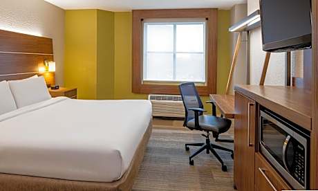 King Room - Hearing Accessible