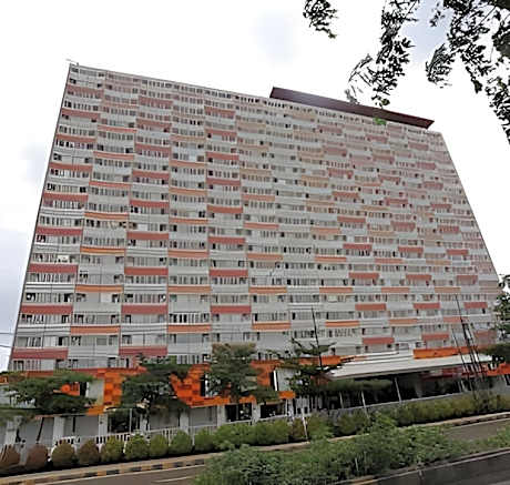 OYO Life 92859 Biant House