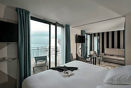 Premium Suite