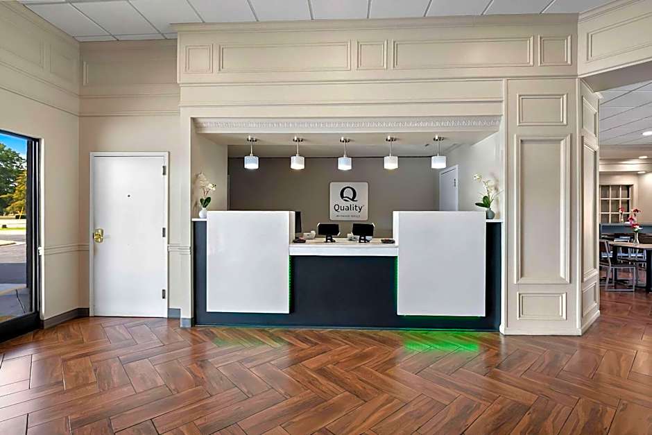 Quality Inn & Suites Fayetteville I-95