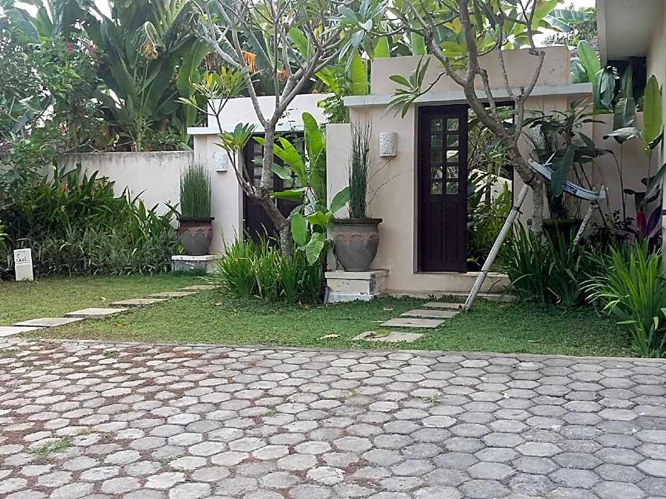 OYO 915 Villa Sari