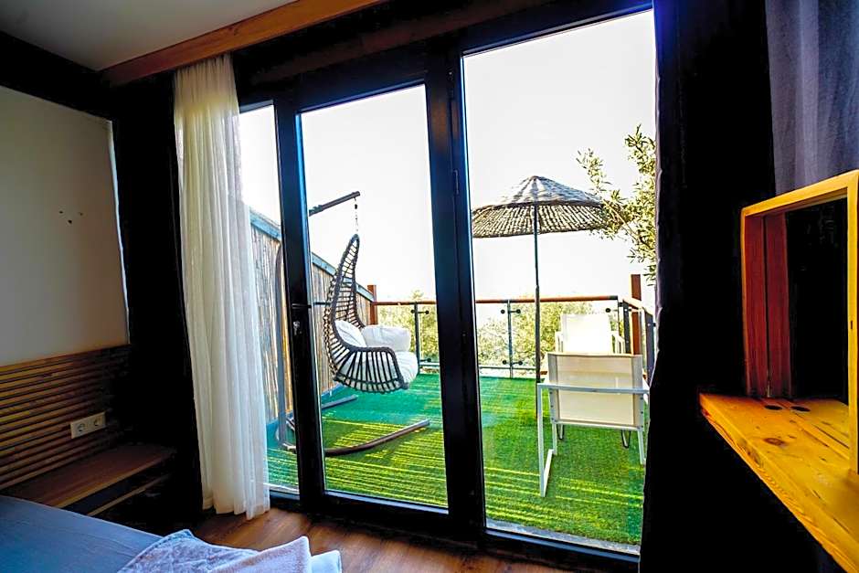 QCUNDA OTEL