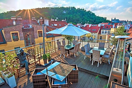 Hotel Julian
