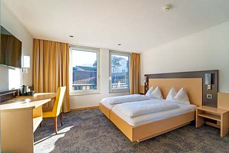 The Guesthouse by The Hey Hotel